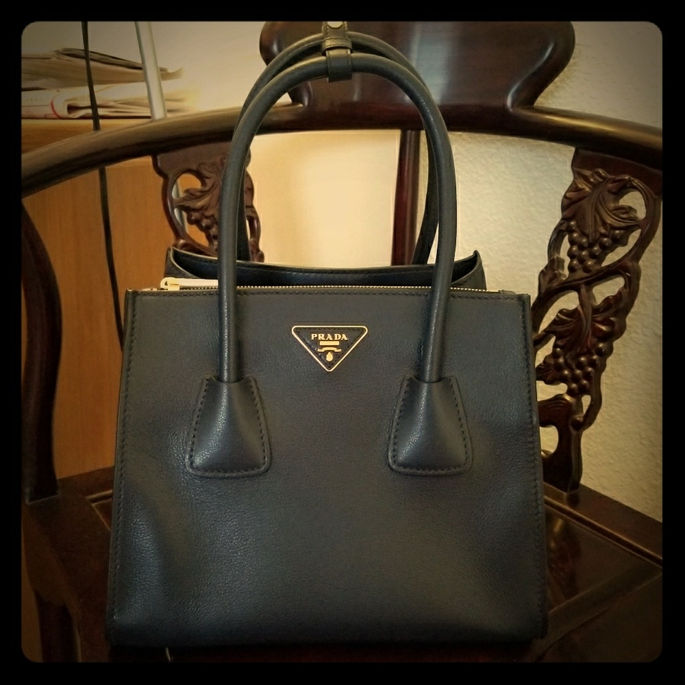 Prada Saffiano bag - Picture 2 of 5